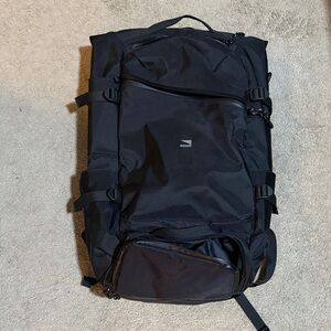 Lander Traveler 35L backpack